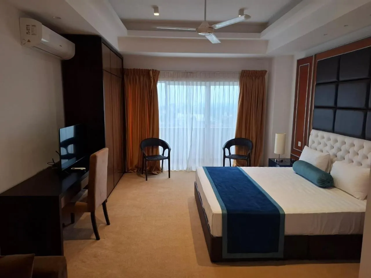 Sea View - Luxury Apartments By Tyronne Νεγκόμπο