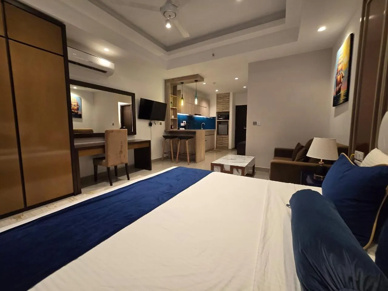 Sea View - Luxury Apartments By Tyronne Νεγκόμπο