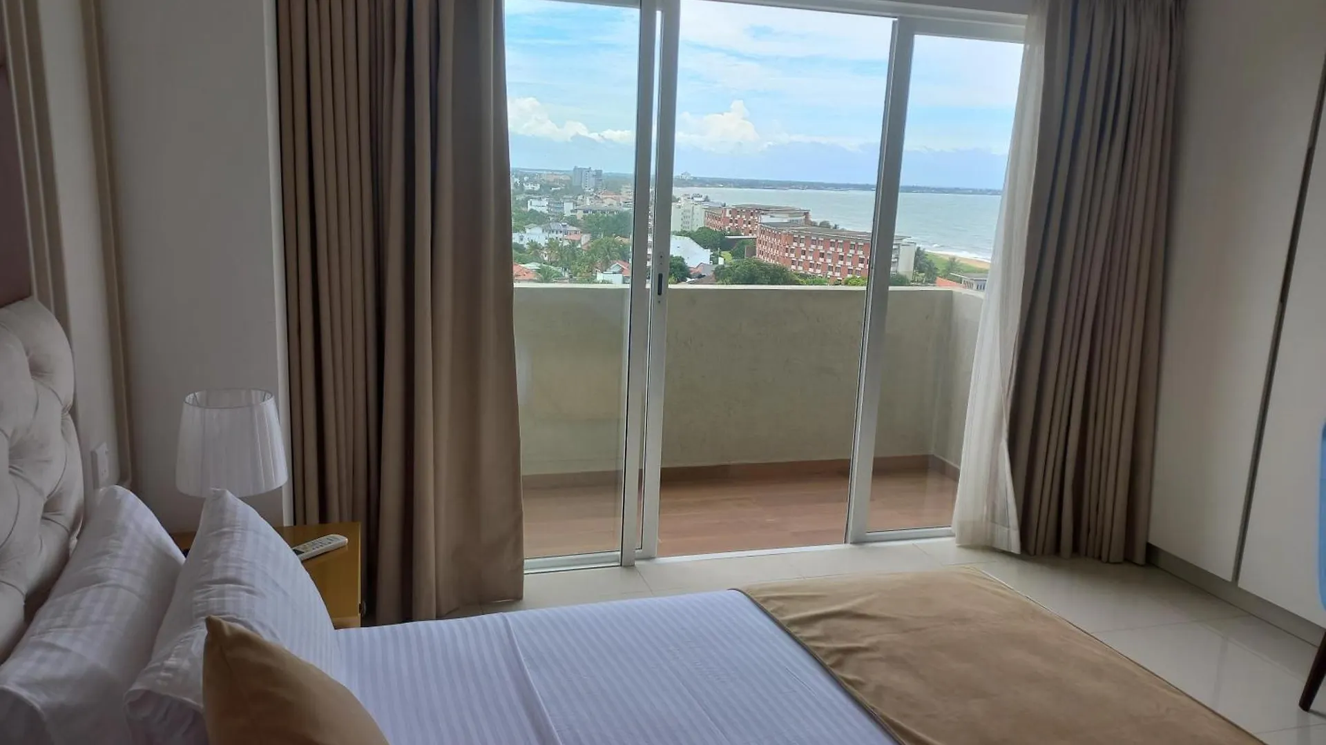 Sea View - Luxury Apartments By Tyronne Negombo Sri Lanka