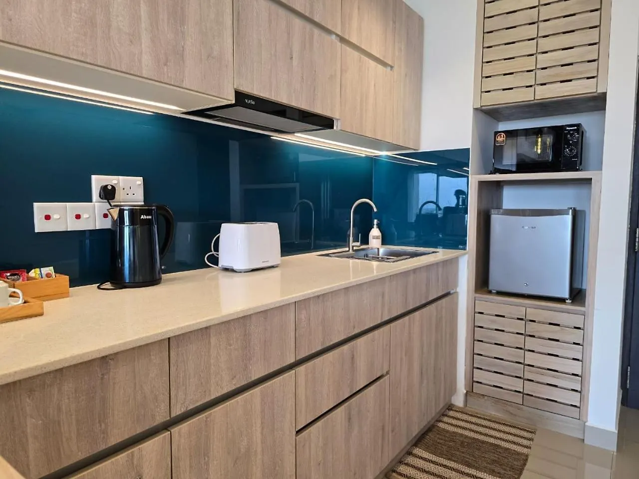 Sea View - Luxury Apartments By Tyronne Negombo 0*,  Sri Lanka